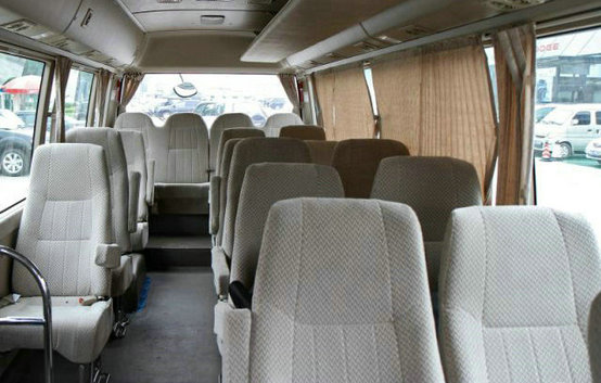17 Seater Toyota Bus